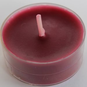 Värmeljus i plastkopp vinröd